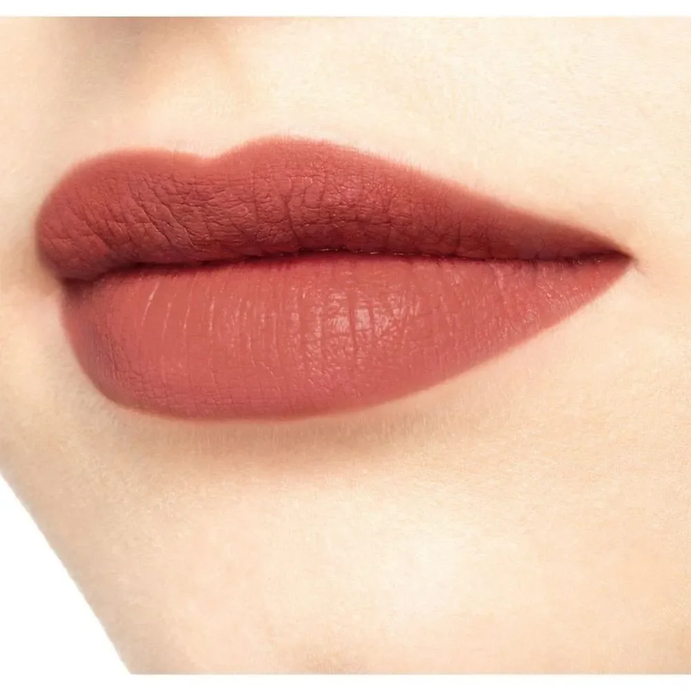 Gucci Liquid Matte Lipstick They Met in Argentina 208 Long-lasting
